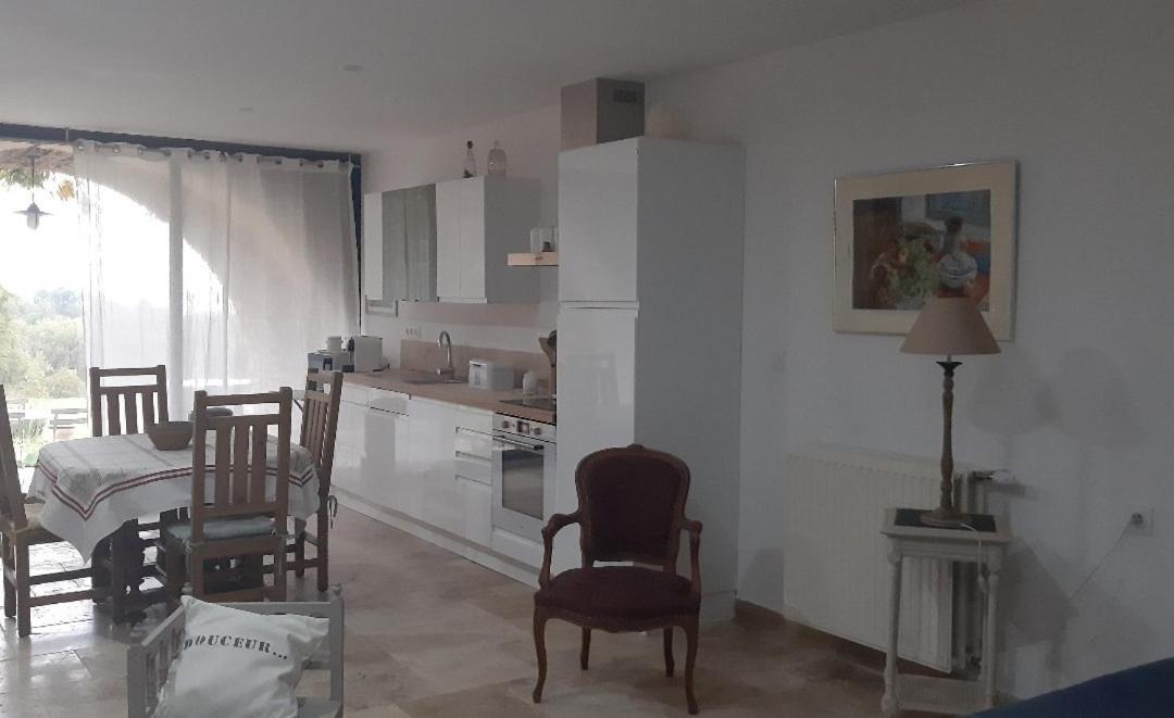 Charmant Studio Dans Maison D'Hote Dans Un Ecrin De Verdure Saint-Martin-le-Redon ภายนอก รูปภาพ